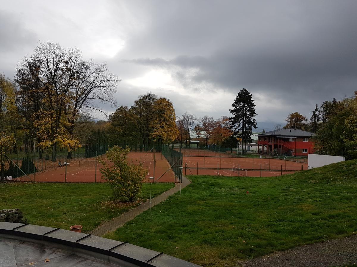 Penzion Branabeskyd Frýdlant nad Ostravicí Buitenkant foto